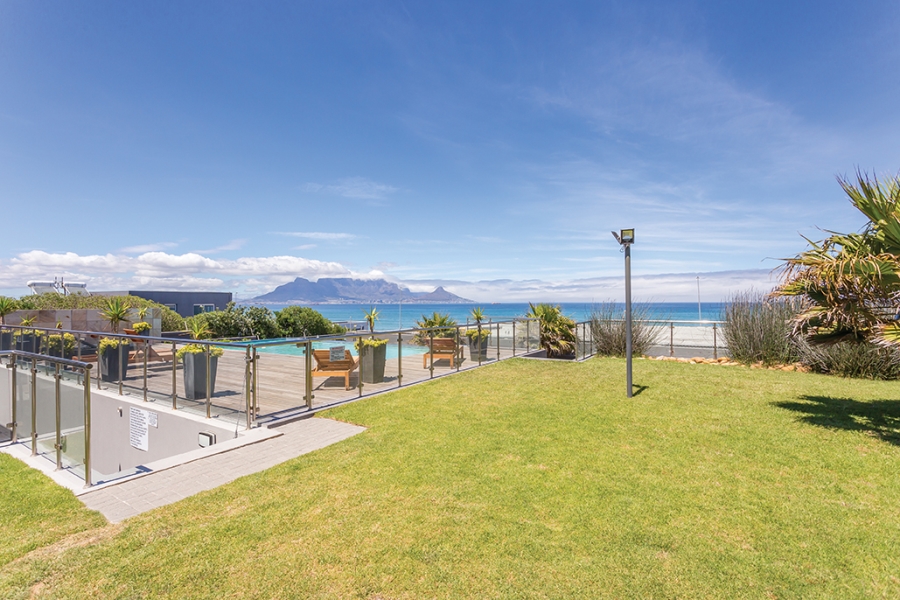 2 Bedroom Property for Sale in Bloubergrant Western Cape